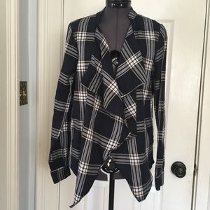 Noisy may Plaid Flannel Jacket With Waterfall Front Navy
